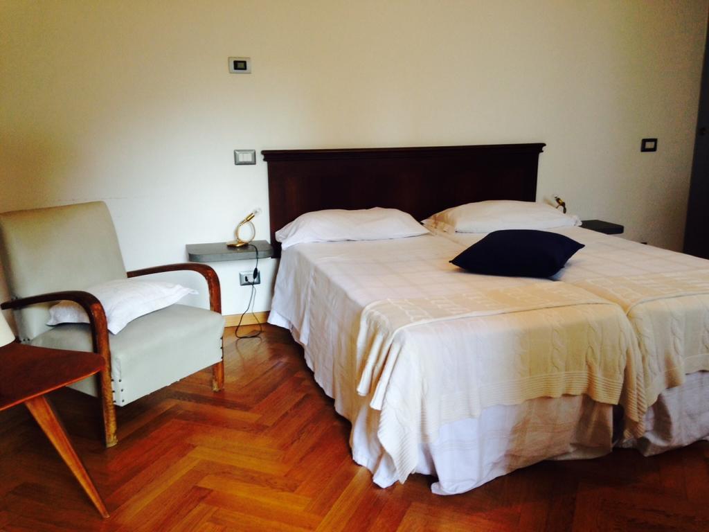 B&B Entro Le Mura Bérgamo Habitación foto
